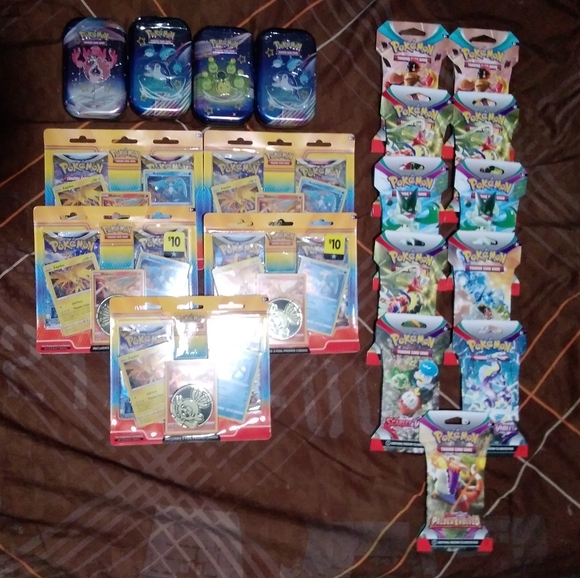 Pokémon bundle - Picture 1 of 1
